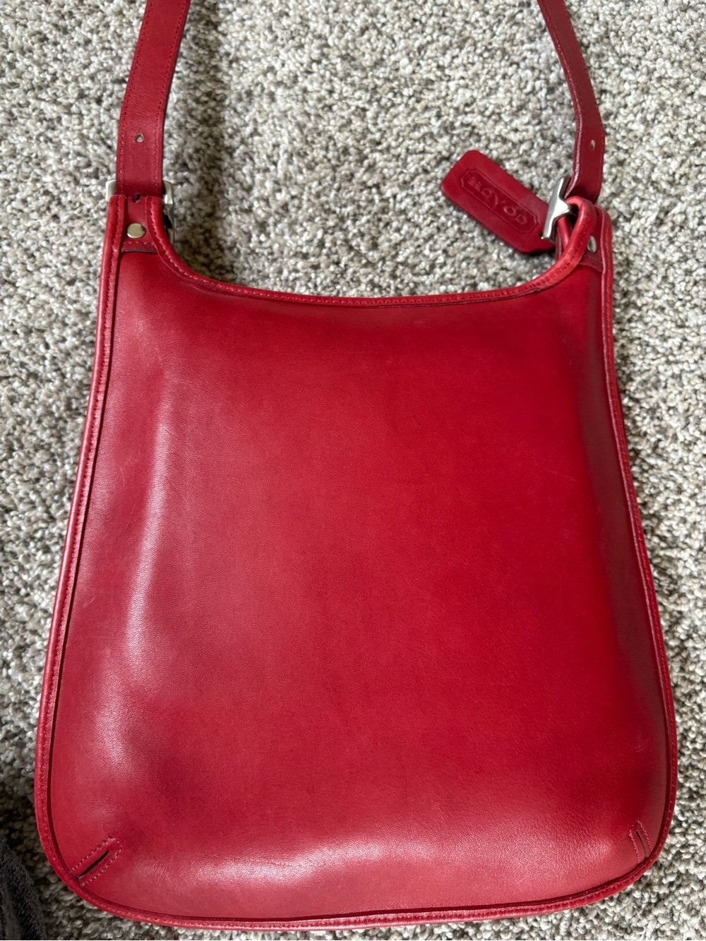 Vintage Coach Red Leather Flap Bag 9135 - Picture 3 of 7